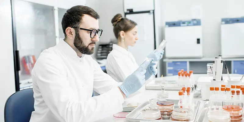 Técnico en Operaciones de Laboratorio